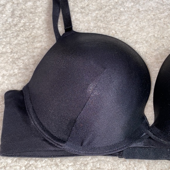 Matte finish convertible push up bra - Picture 3 of 6